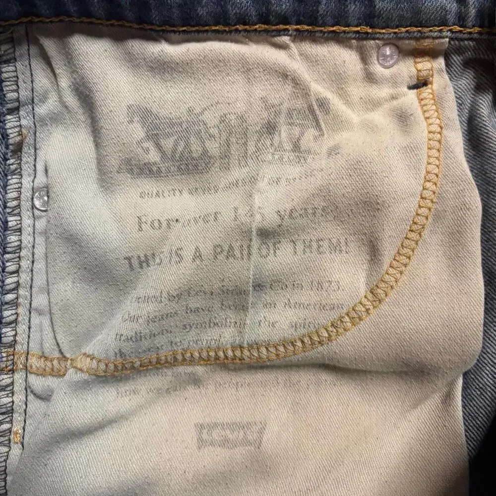 Vintage Levis 505 Regular Fit Jeans Mens 34x32 Light Wash